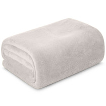 Deka SIMPLE krémová 150x200 cm jemná jednofarebná deka Deka SIMPLE krémová 150x200 cm jemná jednofarebná deka